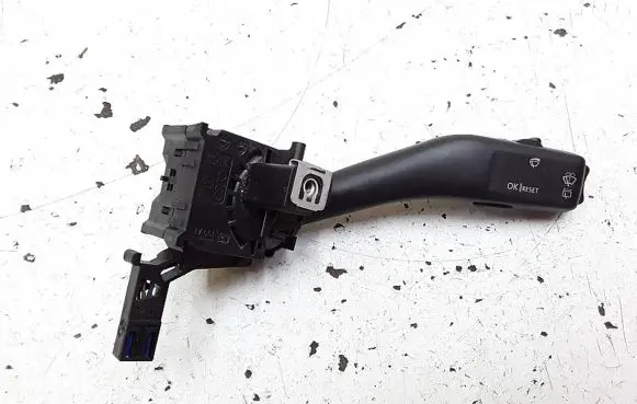 Volkswagen Golf IV Wiper switch 1k0953519