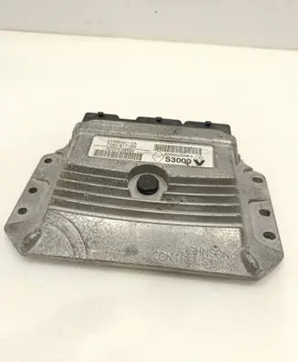 Renault Megane II Engine control unit/module 8200509516 215854212A 8200509552