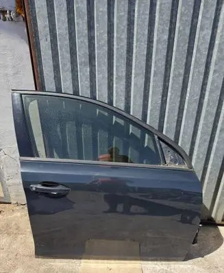 Peugeot 308 Front door DRZWIPP308