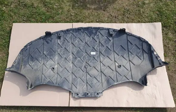 Tesla Model 3 Engine splash shield/under tray 193191