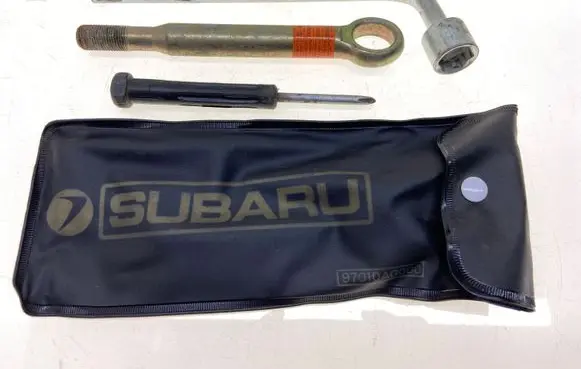 Subaru Outback Tool set 97010AG000