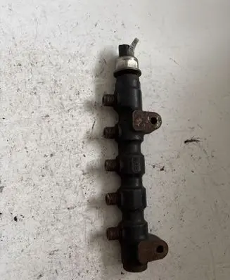 Citroen C5 Fuel main line pipe 9654590 740007503 9654592680