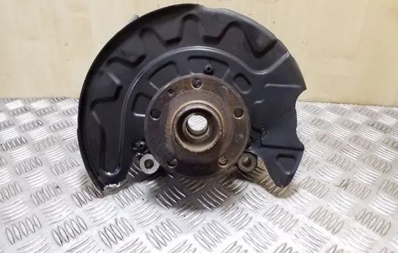 Volkswagen PASSAT B8 Front wheel hub 5Q0407257C