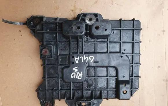 KIA Rio Battery box tray 37150-1w100