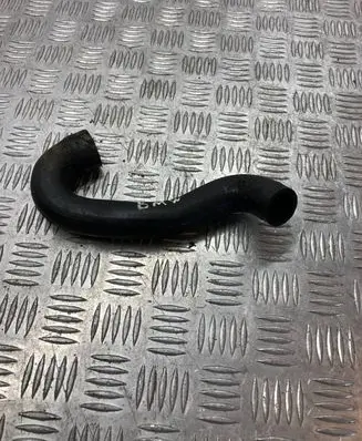 BMW 5 E60 E61 Engine coolant pipe/hose 13717786034
