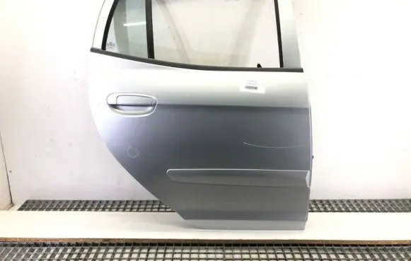 KIA Picanto Rear door
