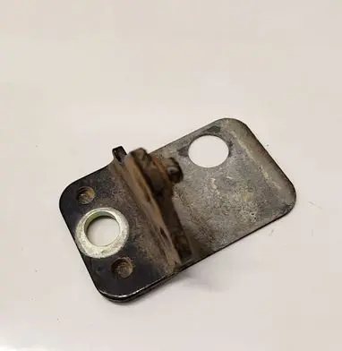 Volkswagen PASSAT B6 Rear door lower hinge 
