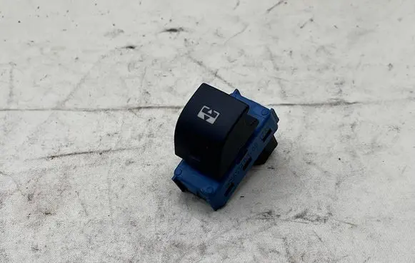 Audi A3 S3 8V Rear glass lock/latch C697 649032
