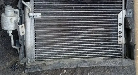 Mercedes-Benz A W168 Radiator trim 1685001304
