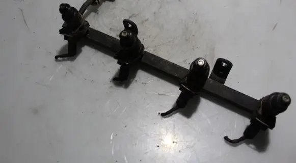 Chevrolet Lacetti Fuel main line pipe