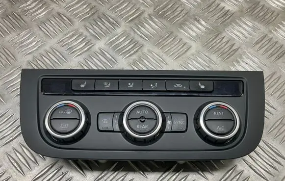 Seat Alhambra (Mk2) Climate control unit 7N0907044J 7N0820073