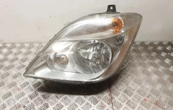 Mercedes-Benz Sprinter W906 Headlight/headlamp 24738100LI