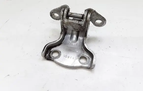 Opel Antara Rear door lower hinge A047587 12E05