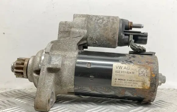 Audi A1 Starter motor 02Z911024H