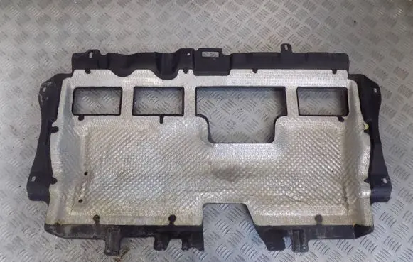 Citroen C3 Engine splash shield/under tray