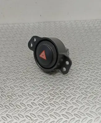 Toyota Aygo AB40 Hazard light switch 15B424 6192W8N
