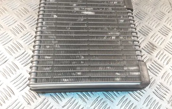 Nissan X-Trail T30 Air conditioning (A/C) radiator (interior) 
