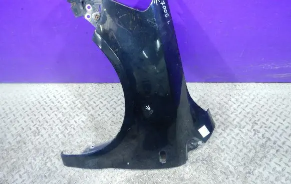 Volkswagen Fox Fender