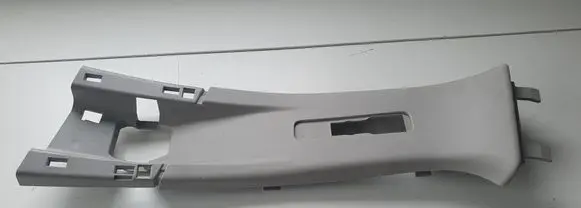 Renault Captur Seat belt trim 