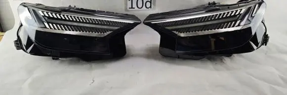 Audi Q4 Sportback e-tron Headlights/headlamps set 