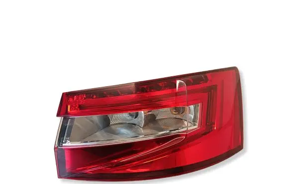Skoda Superb B8 (3V) Rear/tail lights 