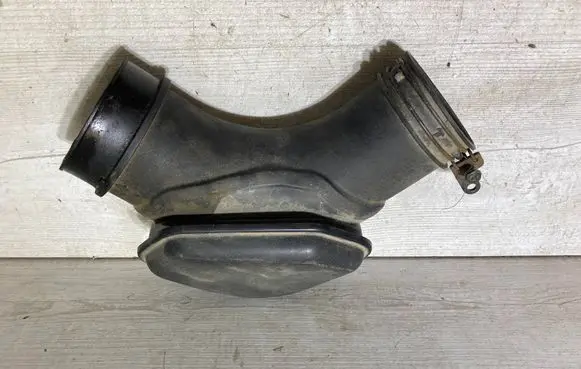 Hyundai ix35 Air intake duct part 281382y310