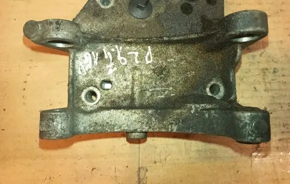 Generator/alternator bracket