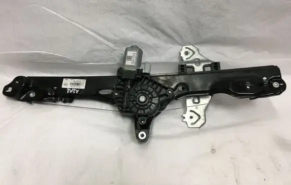 Nissan Pulsar Front door window regulator with motor 807003ZL0B