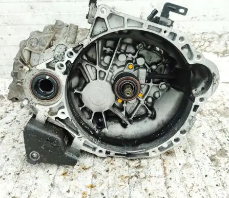 KIA Sportage Manual 5 speed gearbox WMJ6