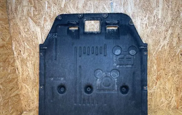 Mini One - Cooper F56 F55 Engine splash shield/under tray 10487300