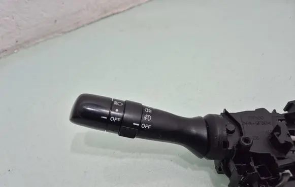 Toyota Prius (XW20) Indicator stalk 