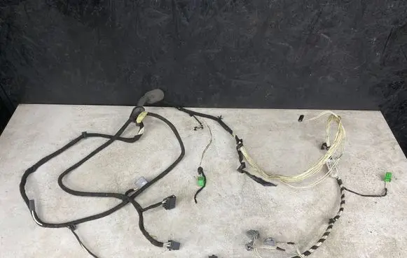 Volvo XC90 Tailgate/trunk wiring harness 8697925