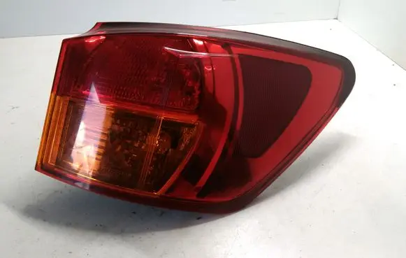 Lexus IS 220D-250-350 Rear/tail lights