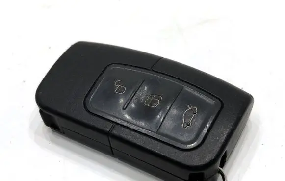 Ford Kuga I Ignition key/card 3M5T15K601DC