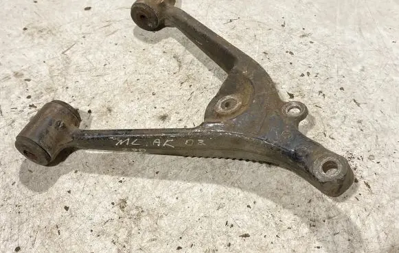 Mercedes-Benz ML W163 Rear upper control arm/wishbone