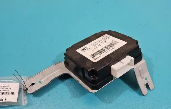 KIA Sorento Central body control module 95300-C5200 IMPRK1504983