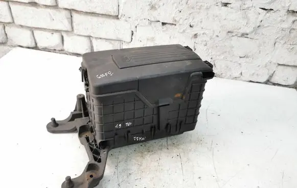Volkswagen Golf V Battery box tray 1K0915333C