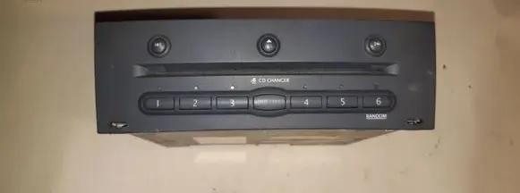Renault Megane II CD/DVD changer 8200084437