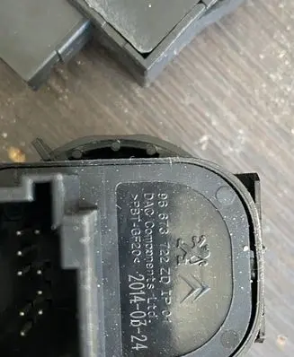 Citroen C4 Cactus Wing mirror switch 96673722ZD