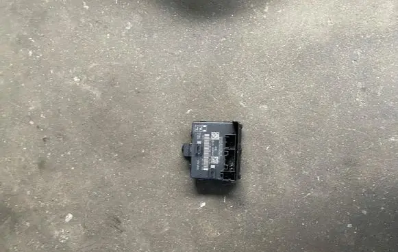 Audi Q5 SQ5 Door control unit/module 8W1959595J