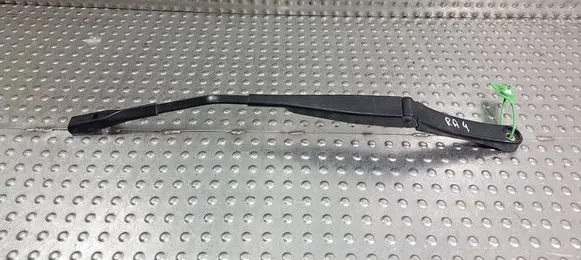 Audi TT TTS RS Mk3 8S Front wiper blade arm 8S1955407