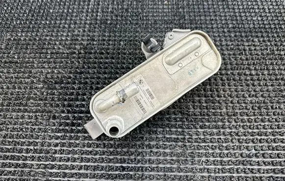 BMW 1 F20 F21 Gearbox / Transmission oil cooler 760055303 15272311