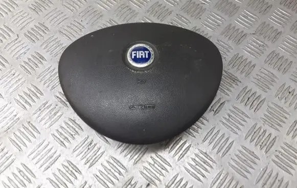 Fiat Punto (199) Steering wheel airbag 7353352420