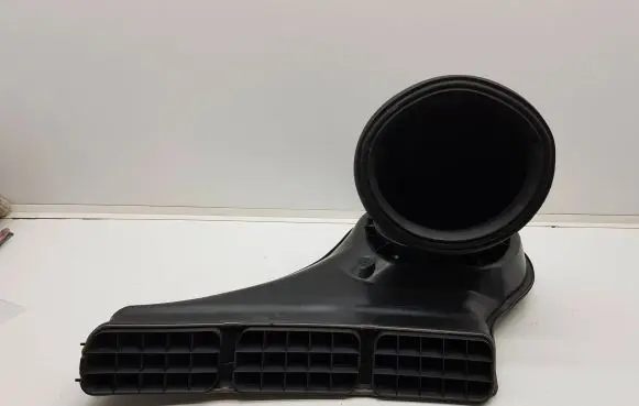 Man TGE 1gen Air intake duct part 7C1819049B 0060464 7C1815129C