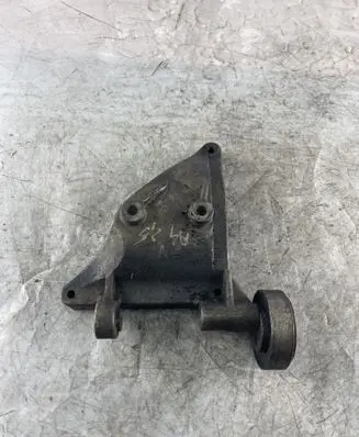 Audi A4 S4 B6 8E 8H A/C compressor mount bracket 059260885F 059260885