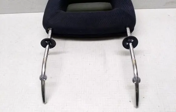 Audi 100 S4 C4 Front seat headrest 25R0390009