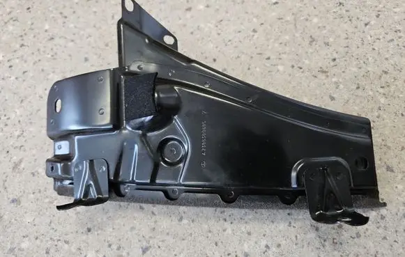 Mercedes-Benz SL R230 Other body part A2306300805 2306300805