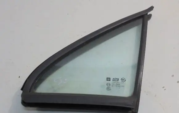 Chevrolet Matiz Front triangle window/glass 