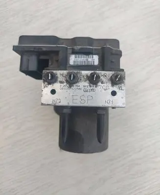 Audi A5 8T 8F ABS Pump 8K061451