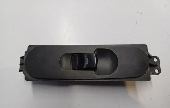 Mercedes-Benz Sprinter W906 Electric window control switch A9065451913